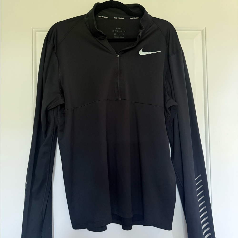 Nike Black Long-Sleeve Dri-FIT Swim Rash Guard